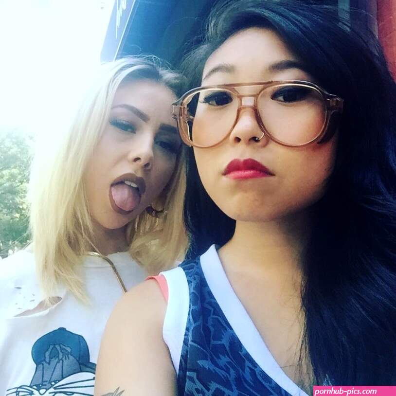 AWKWAFINA NAKED