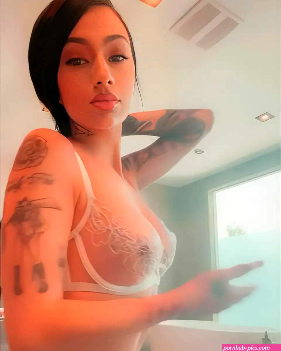 Bhad Bhabie 8x10 sexy photo 654