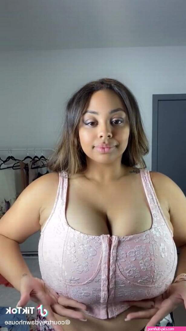 My big boobs stopped me wearing pretty tops