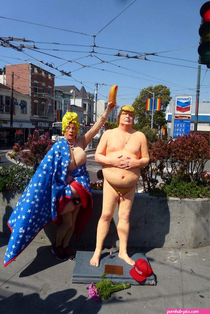 Video shows tussle over naked Hillary Clinton statue in NYC