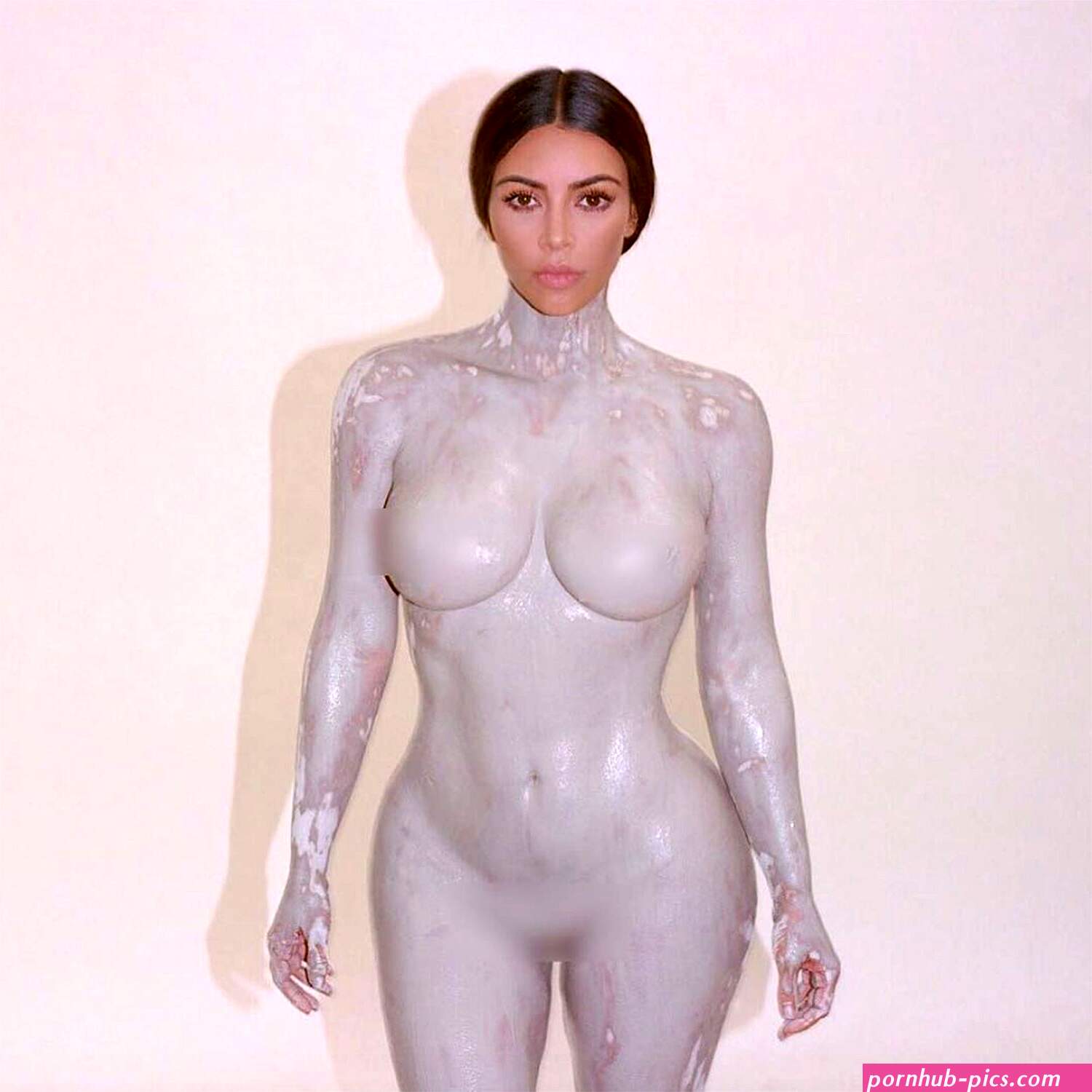 Kim Kardashian Shares Nude Photo As Concerns for Kanye West Grow