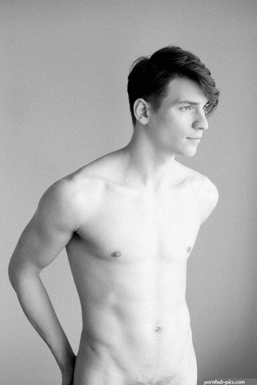 Masculinity in Nudity