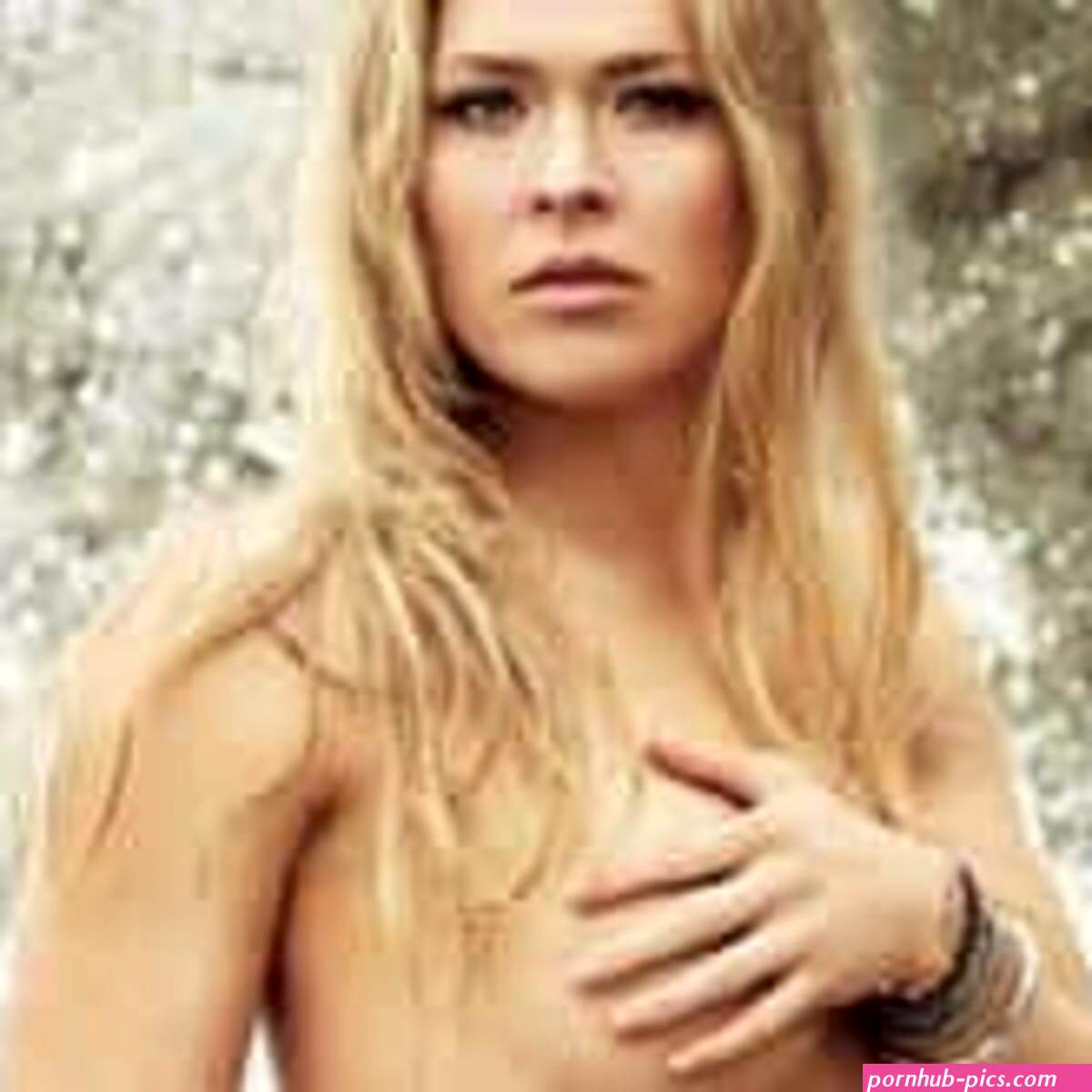 More pictures of half-naked Ronda Rousey in Maxim
