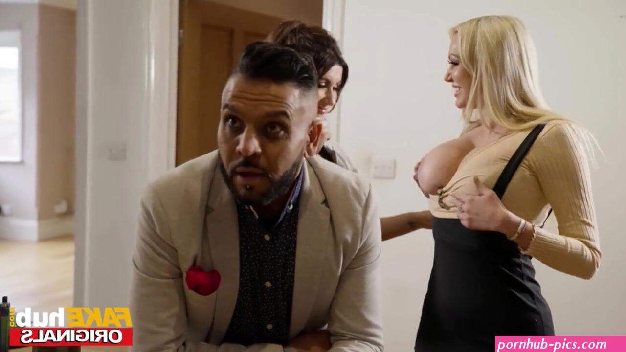 FAKE REMOVALS 2 des chaps sneaky fuck a sexy golden-haired married mother Id like to fuck regarder en ligne