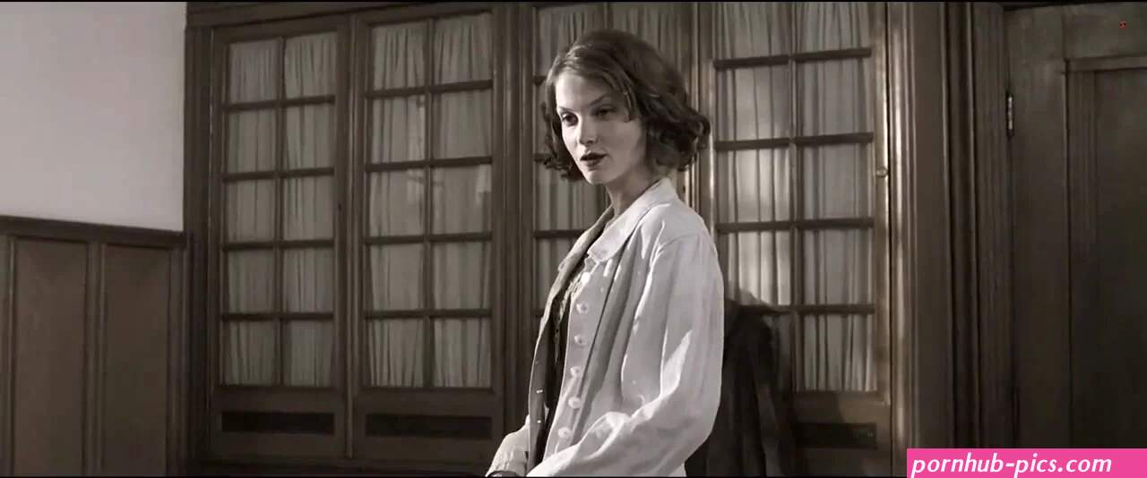 Sylvia Hoeks Nude Sex