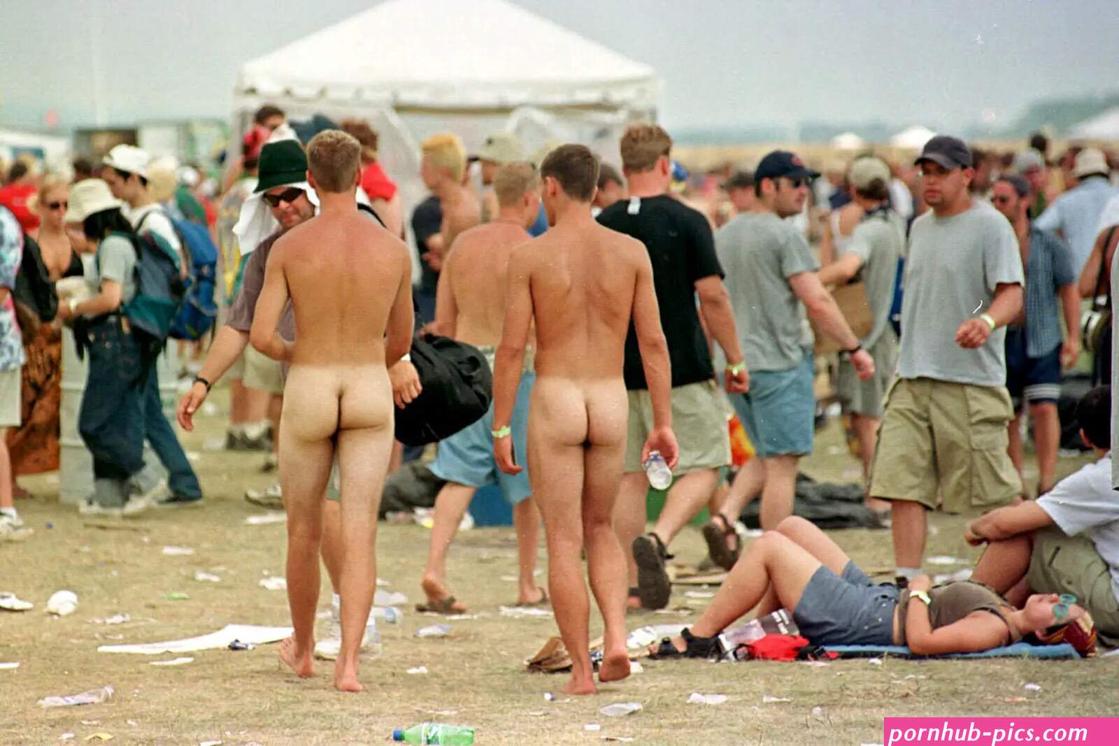 These Pictures Show Just How Much Of A Disaster Woodstock 99 Was