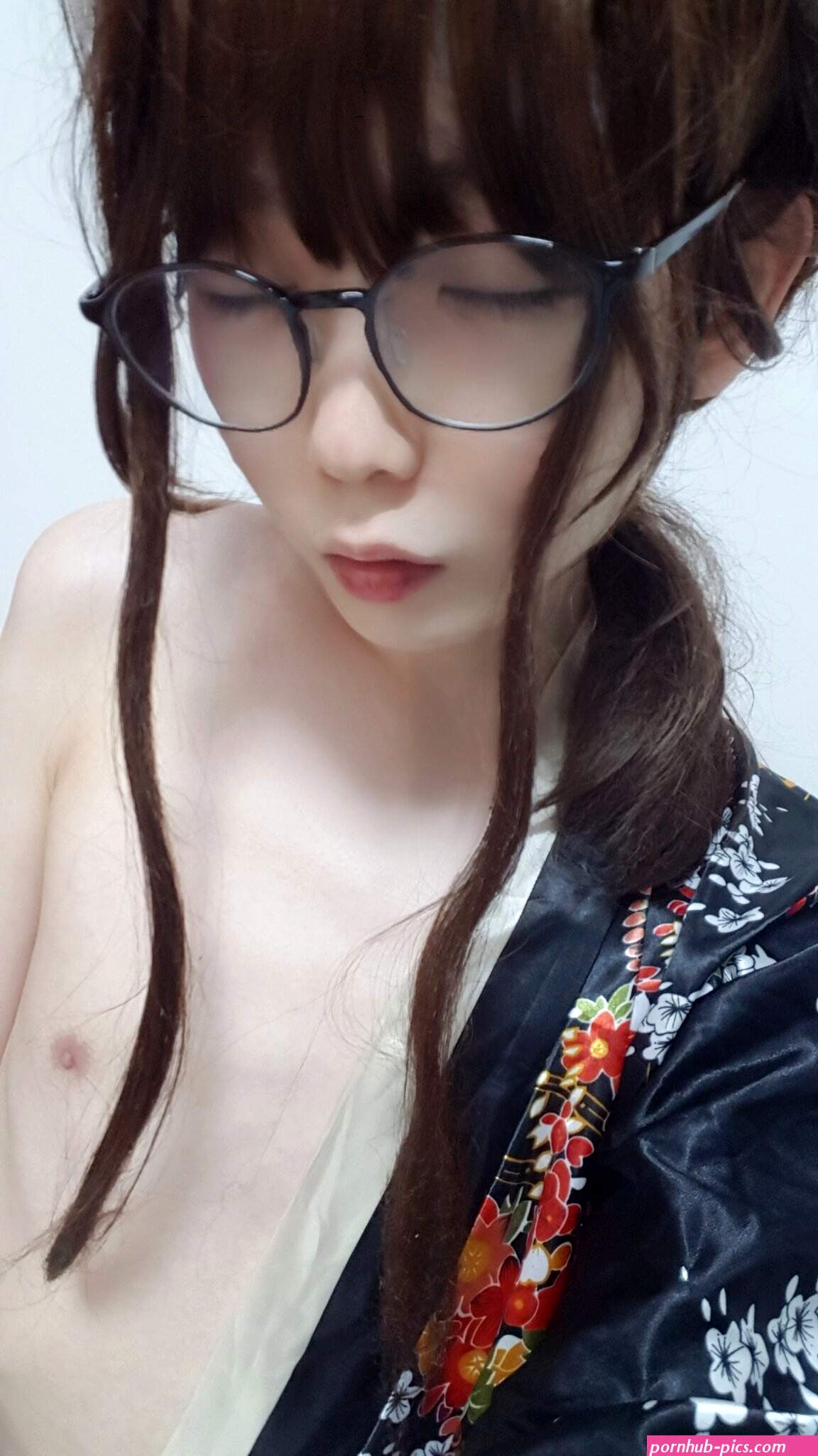 ywzzz ywzzz X