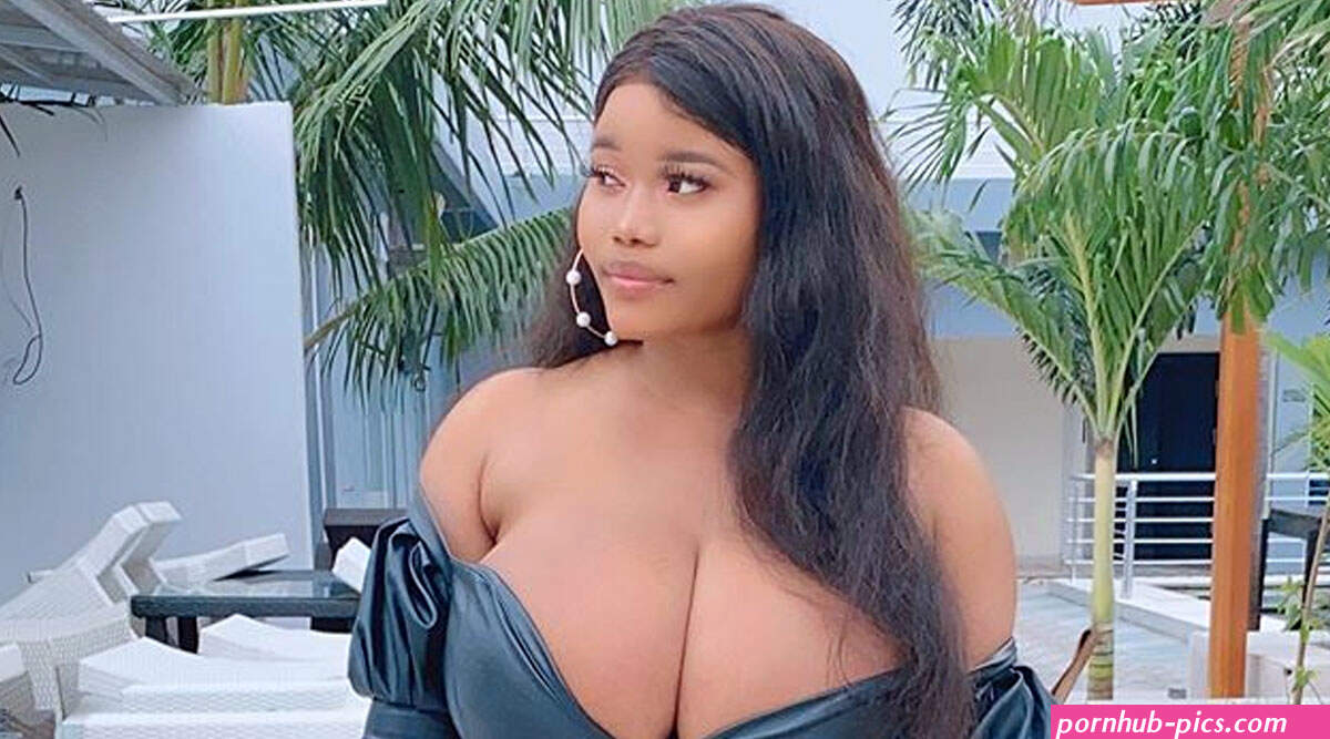 Instagram Comedian with Unimaginably Huge Boobs Has People Wondering Her Breasts Are Too Big to Be Real! Says They Are 100 Percent Natural View Hot Pics