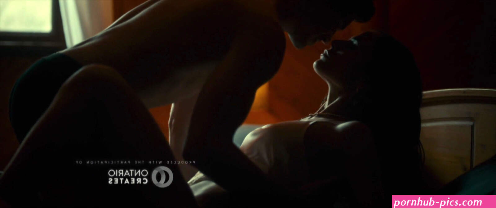 Jordana Brewster Gets Nude In Simulant