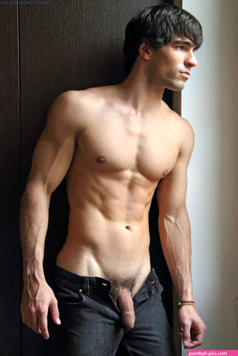 Random Naked Hotties For Your Tuesday