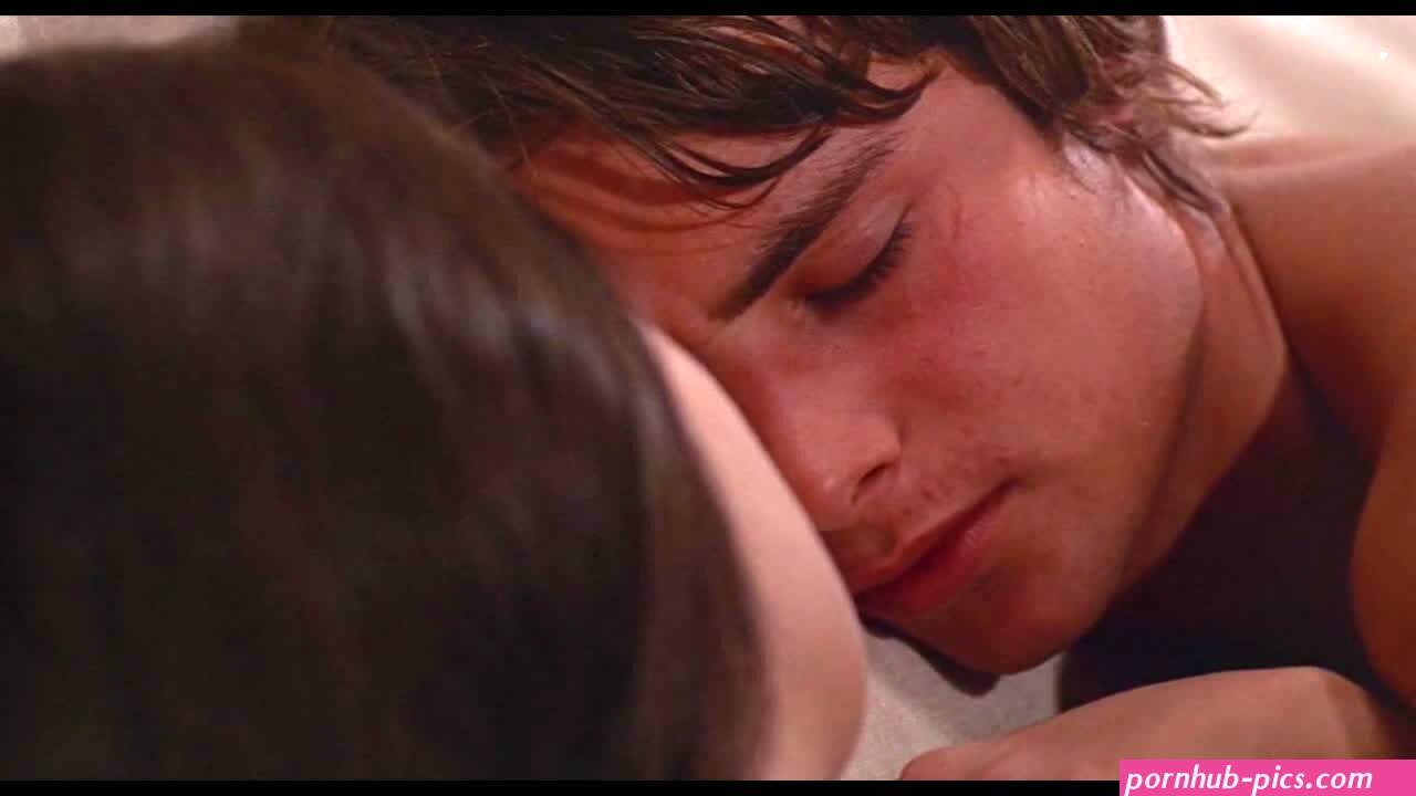 Olivia Hussey nude sex scene