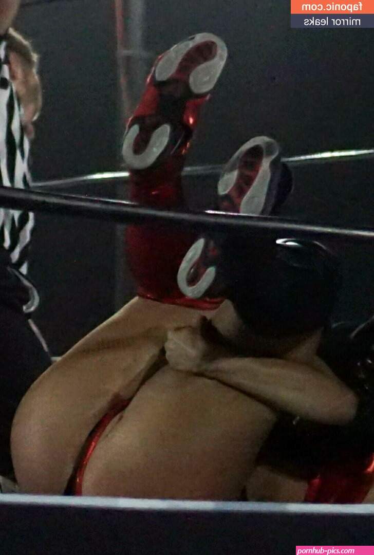 Toni Storm aka WWE Nude Leaks OnlyFans
