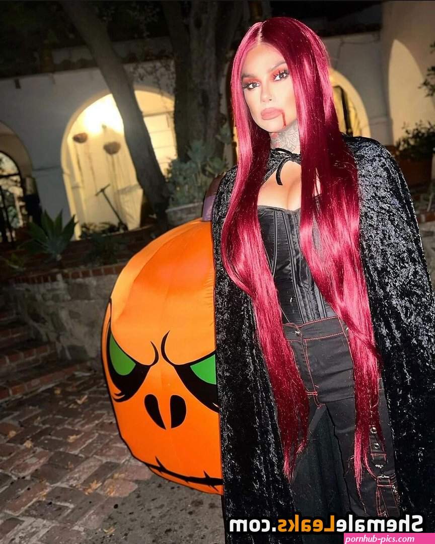 Snow Tha Product misosenpai snowthaproduct Leaked Nude OnlyFans Photo 1
