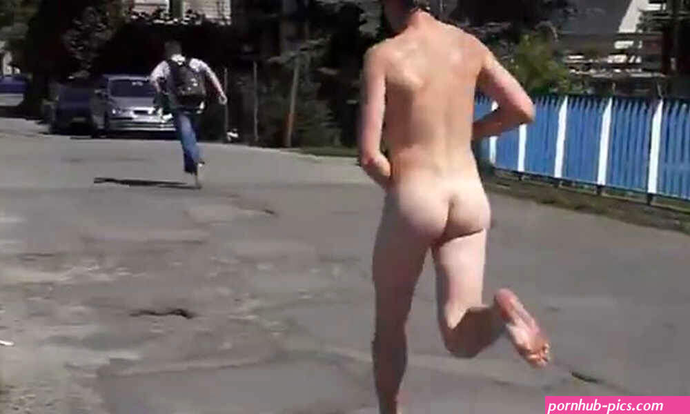 Guy running naked in public: his clothes have been stolen