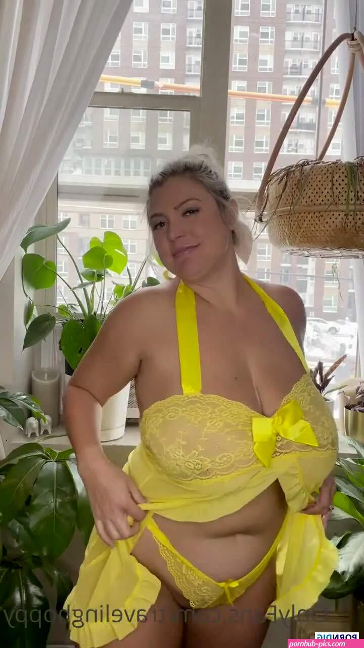 Travelinghoppy Nude Leaked Patreon