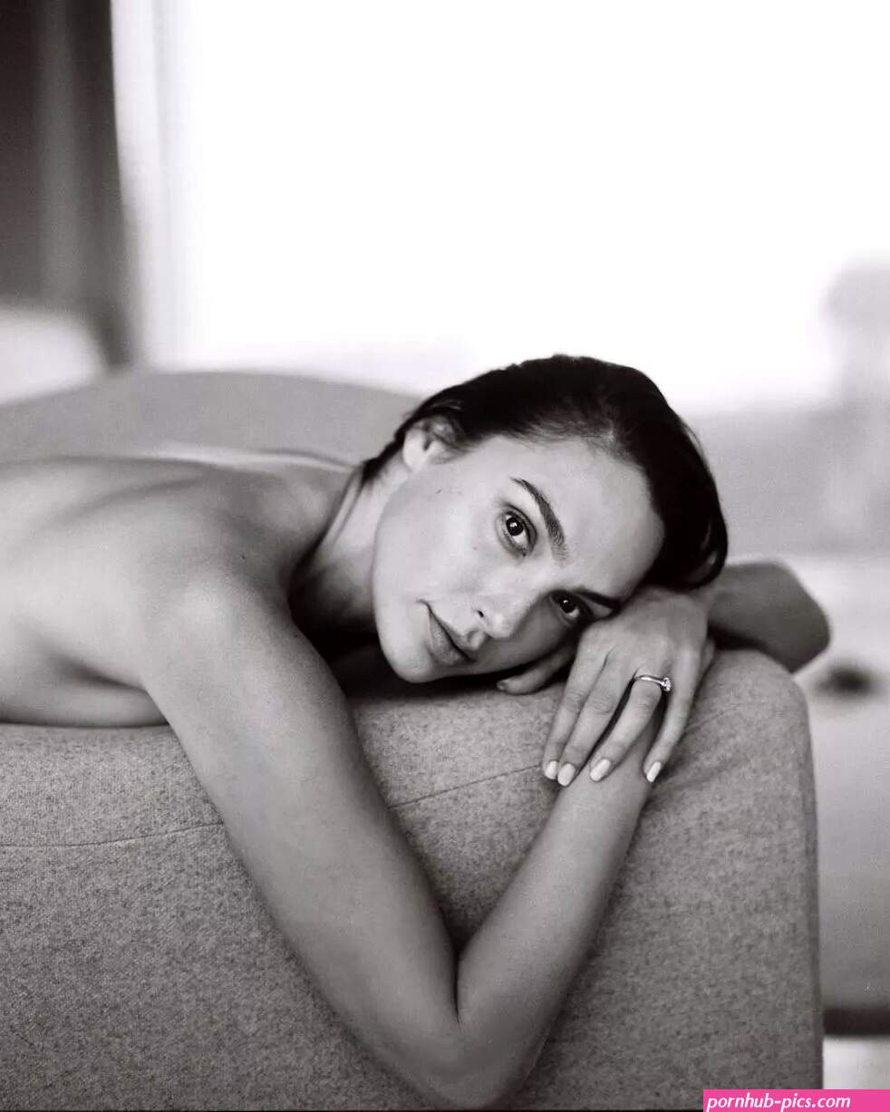 Gal Gadots sexiest looks ever