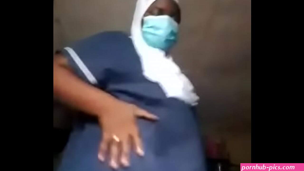 Alhaja Aisha show massive Ass and boobs
