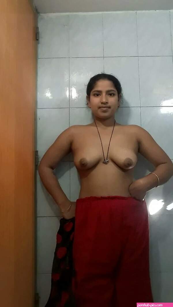 Beautiful Bangladeshi wife nude blowjob photos collection