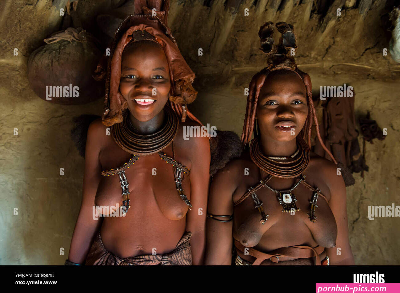 Young himba girls hi-res stock photography and images