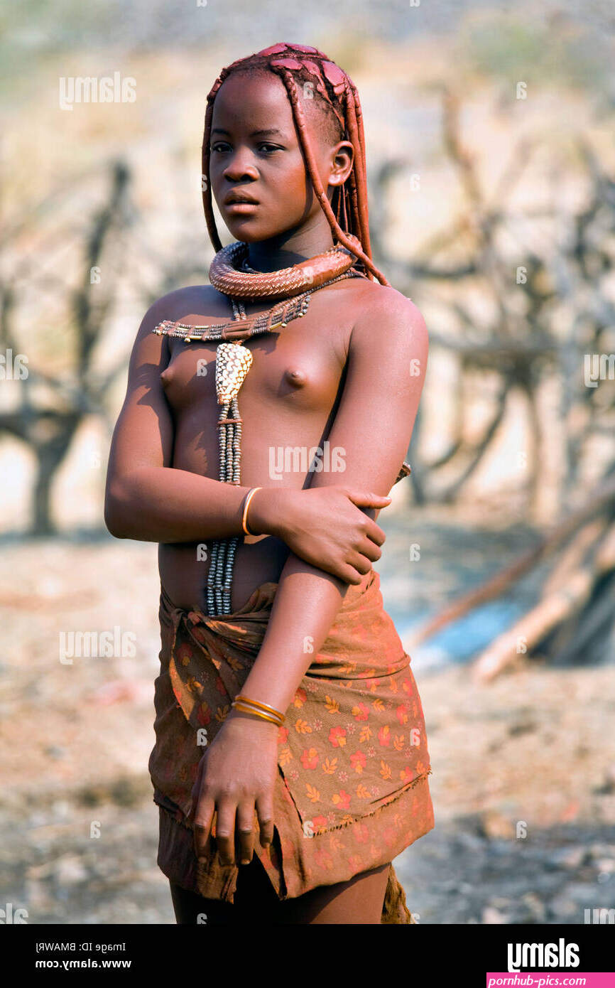 Young himba girls hi-res stock photography and images