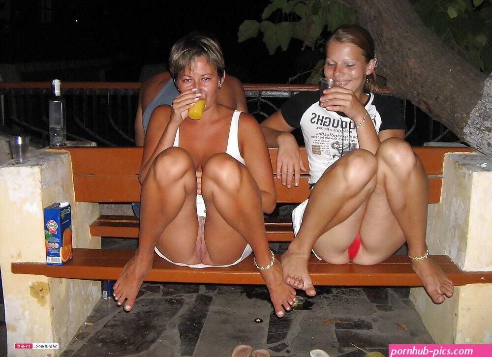 Drunk mom upskirt. Nude Images.