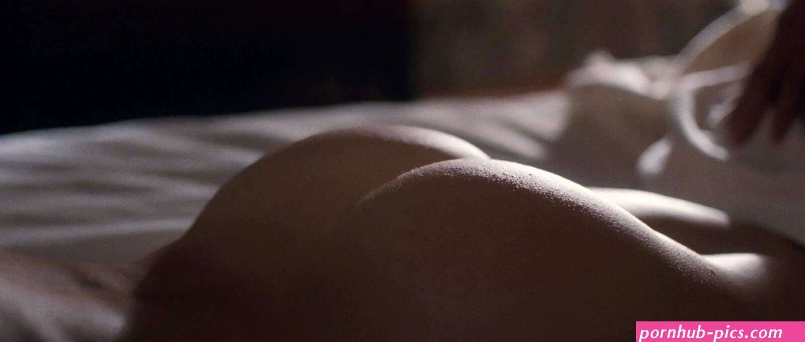 Kate Hudson nude