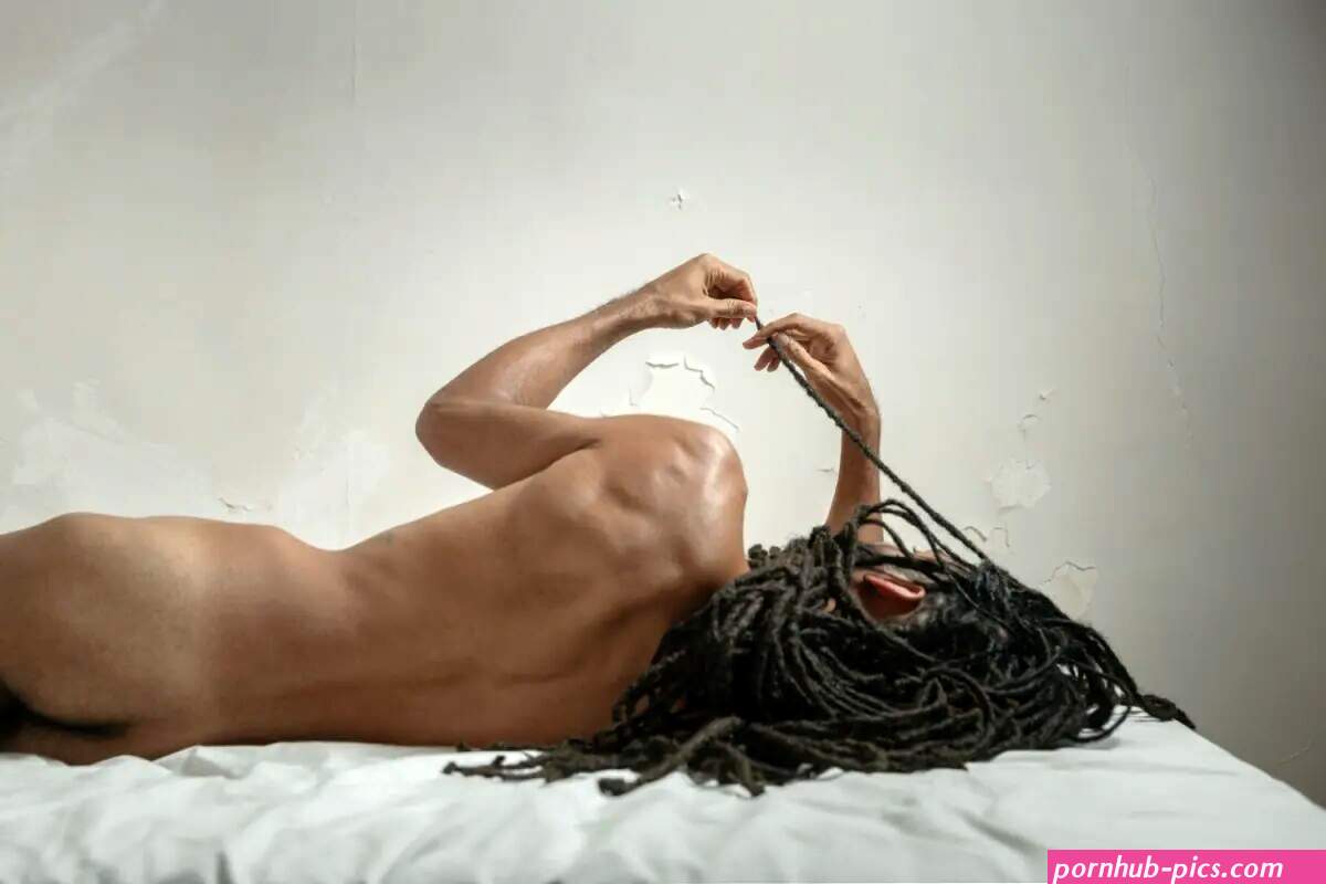 In Him Laura Stevens Reconsiders the Male Nude
