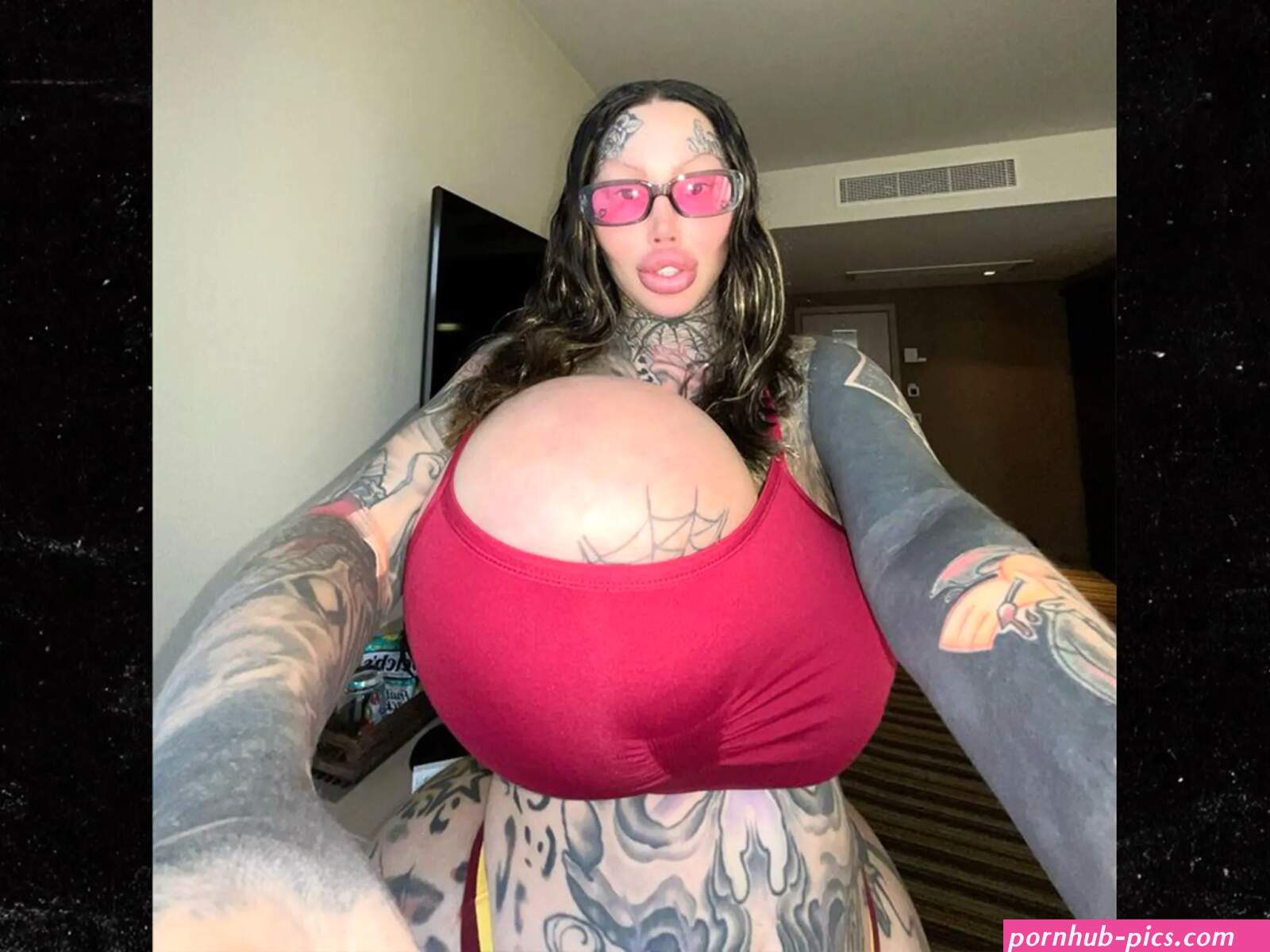 Instagram Models Massive 38J Breast Implant Bursts