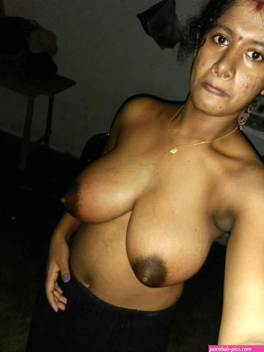 Indian Aunty Big Boobs