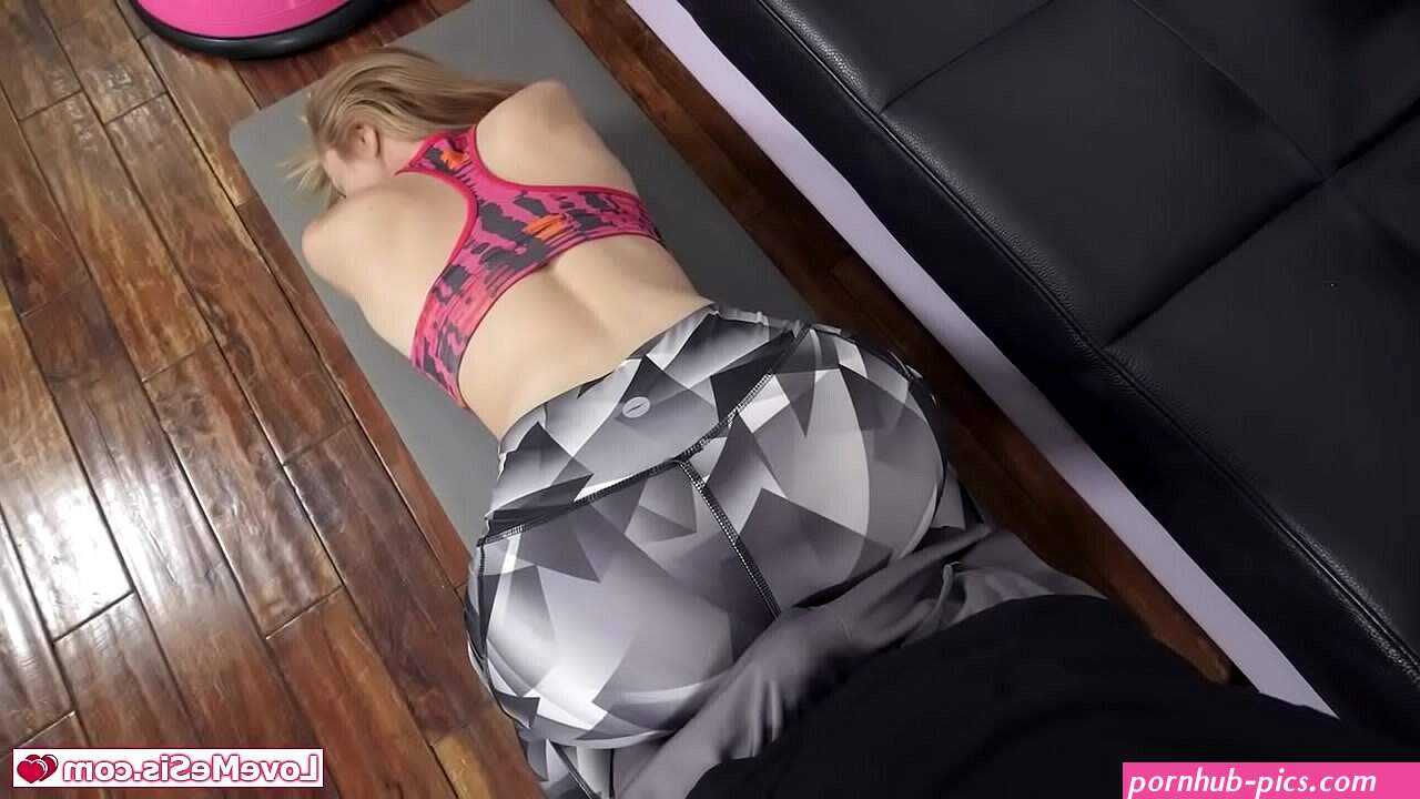 Stepbro gets a boner when helps his blonde stepsis stretch.She sees it and when he takes a nap lateron she undresses and takes out his big cock to suck him off.He then