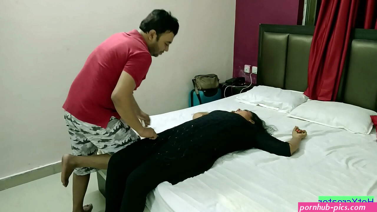 Husband send Office Boss for Fucking his Hot Wife!! Desi Wife sharing sex