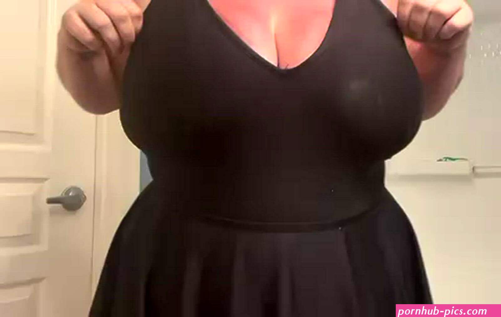 Mrsbrabuster mrsbrabuster OnlyFans tits porn video