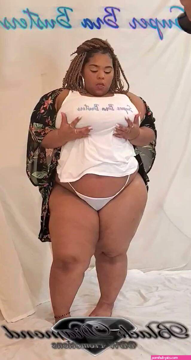 Superbrabusters on X: She really got some big ole titties. Shirts does her no justice. SerenityCanbe8 BlackdiamondBBW