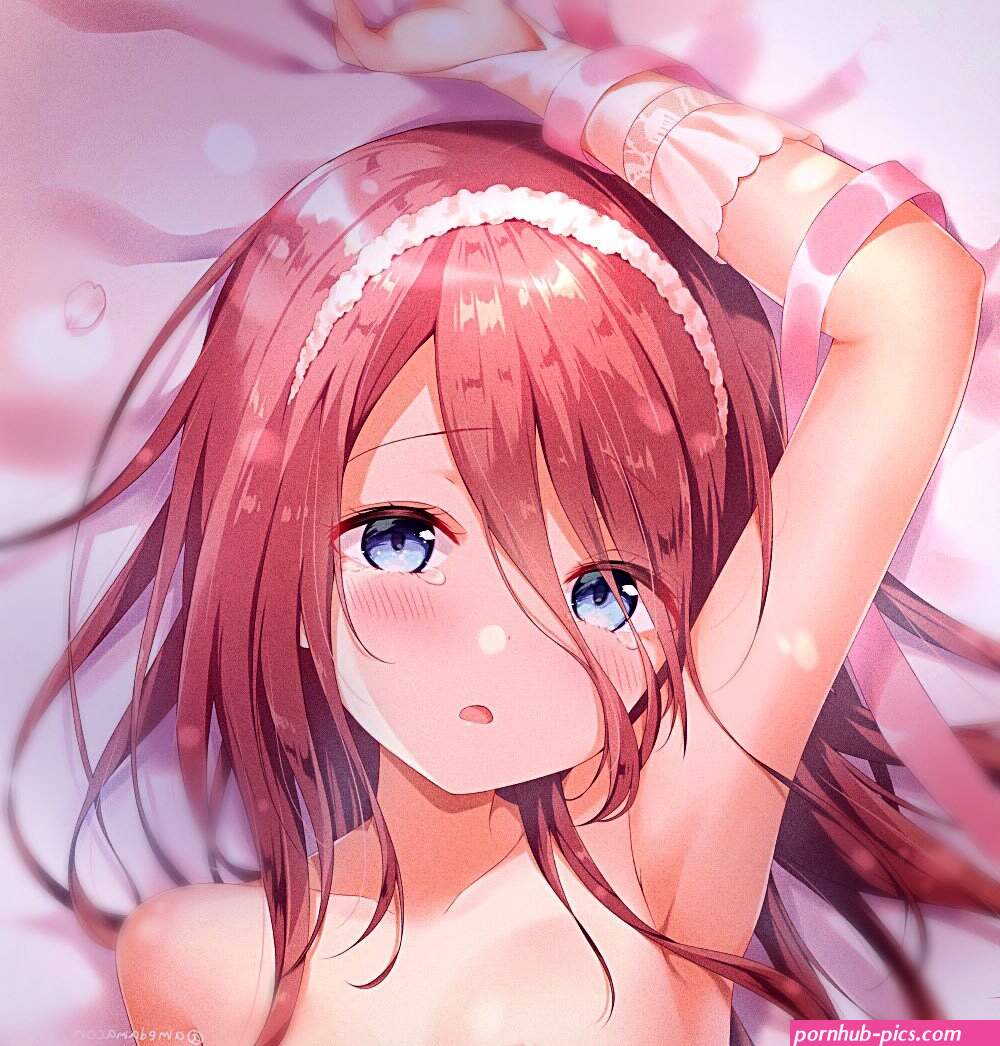 Nude Miku Nakano