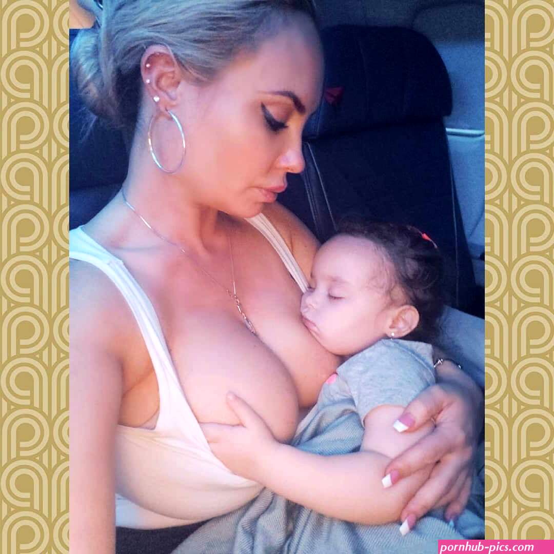 Extended Breastfeeding: Stars Who Breastfed Babies Past 2 Years Old