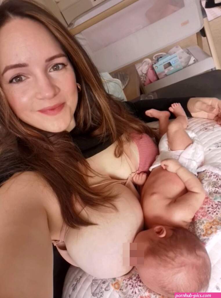 Im a proud mom with big boobs