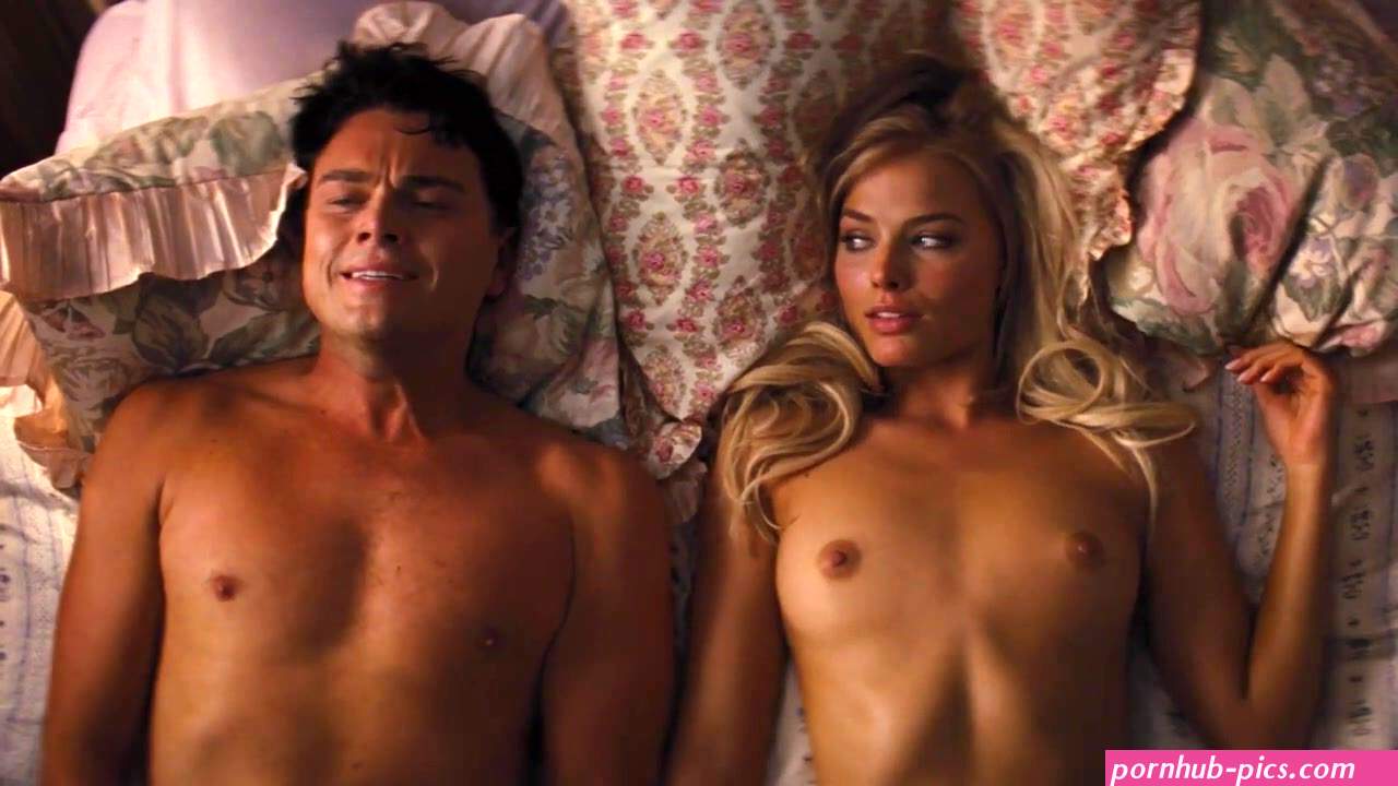 Naked Margot Robbie scene The Wolf of Wall Street