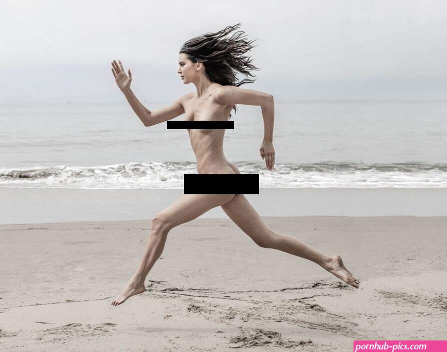 Kendall Jenner reportedly unbothered by leaked nude photos