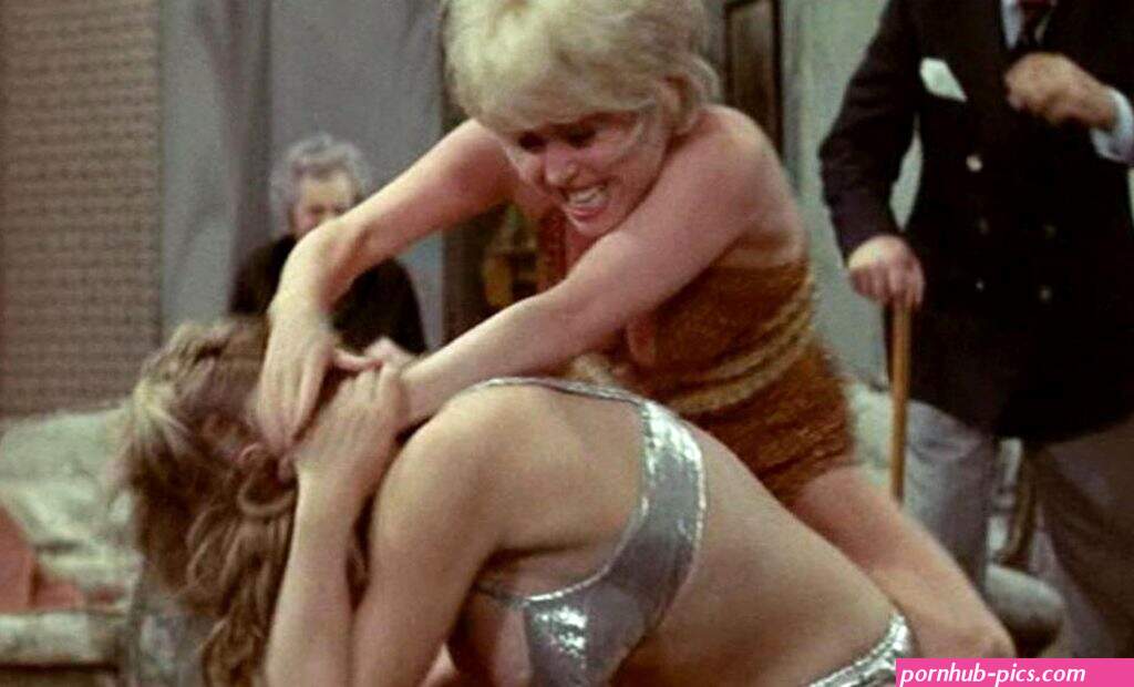 Margaret Nolan Nude Leaks Photo 43