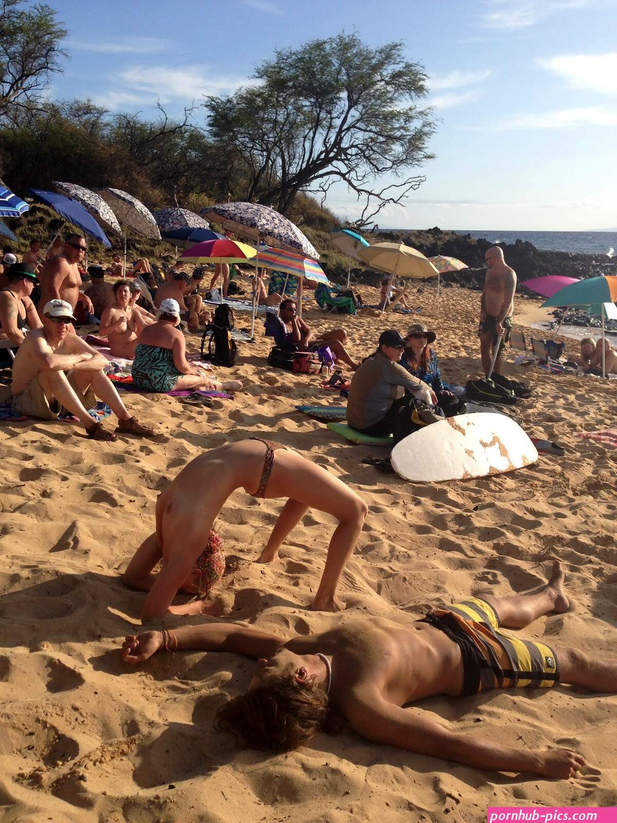 Wanderlust Britt: Little Beach Where A Lot Happens