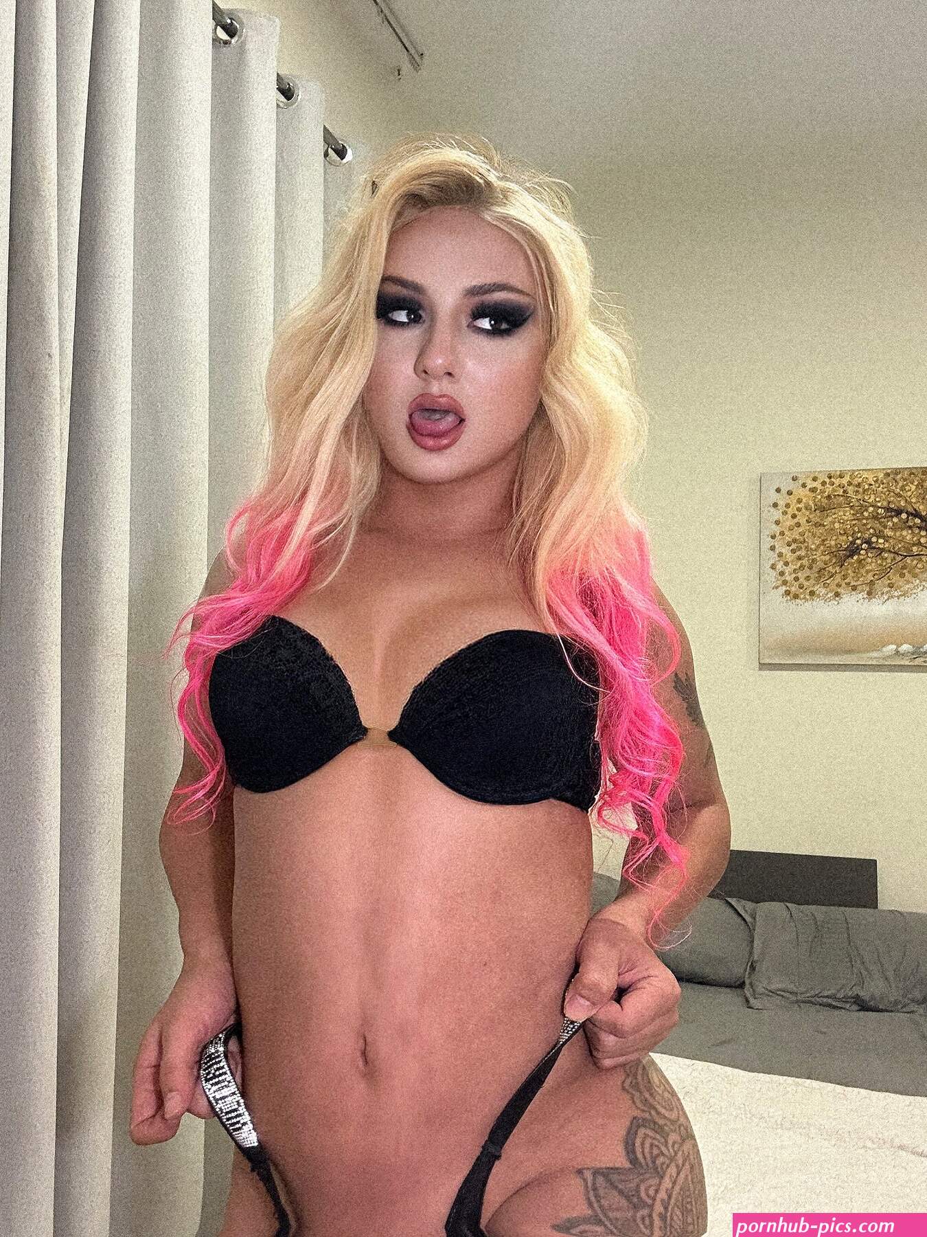 Onlyfans cixcisem Turkish Transsexual escort in Mecca