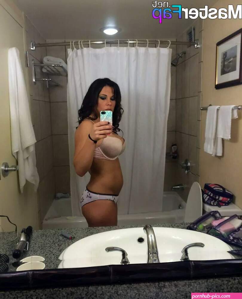 Mickie James Nude OnlyFans Leak Picture w07XRHDXL3