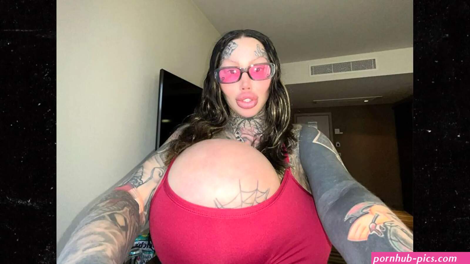 Instagram Models Massive 38J Breast Implant Bursts