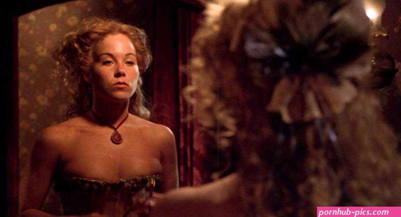 Christina Applegate Topless Scene from Wild Bill