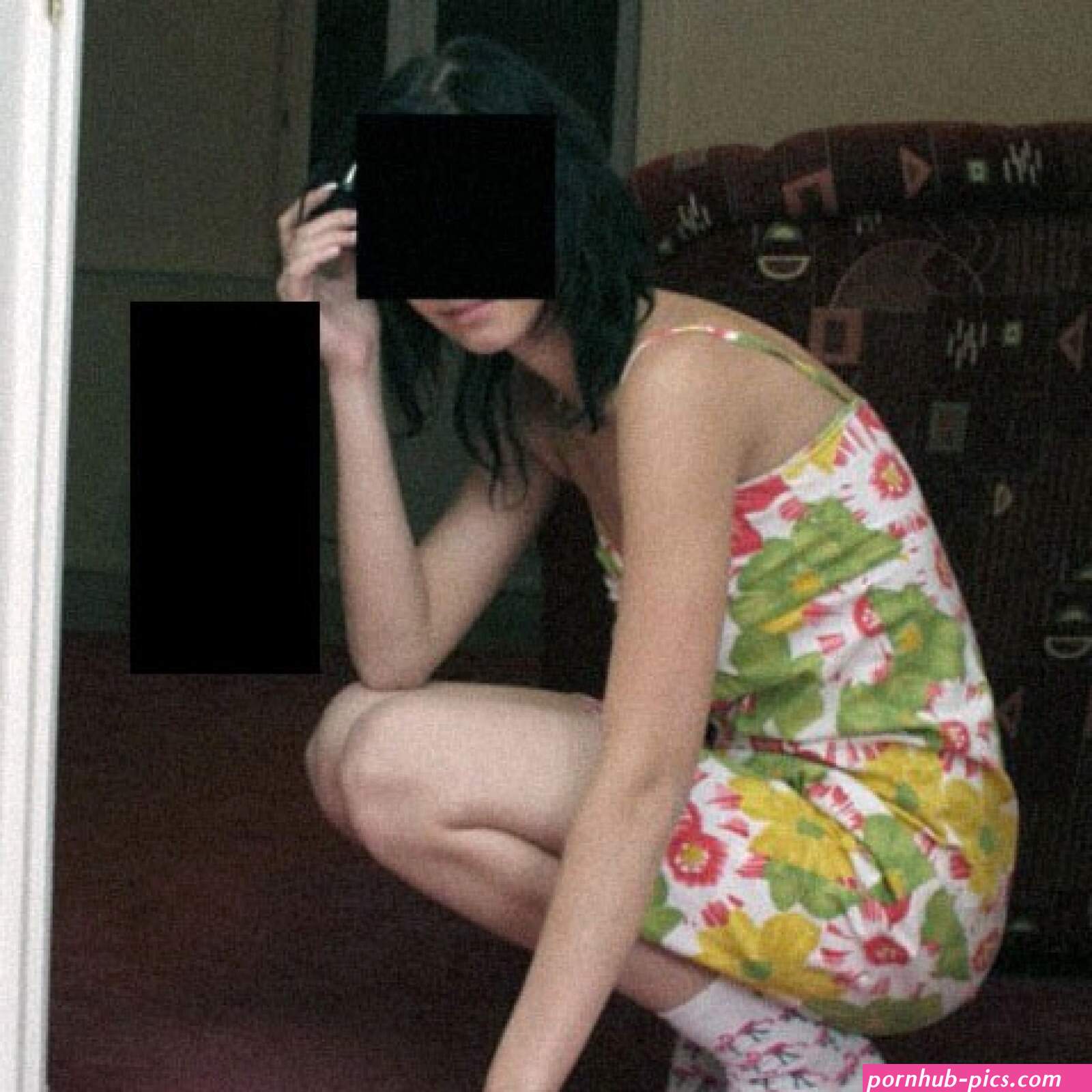 Iranian Woman Poses Naked in Support of Aliaa Magda Elmahdy the Nude Blogger
