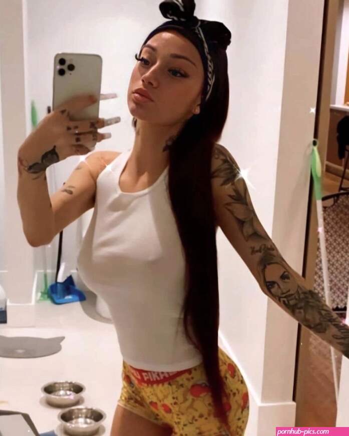 Can anyone photoshop Bhad bhabie tits please? : Request Photoshopped Fake NudesPorn Nudes Art Naked Porn Tributes