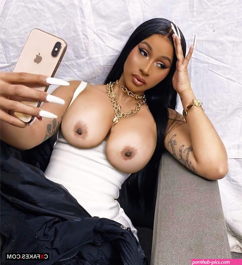 Cardi B Nude Selfies Leaked