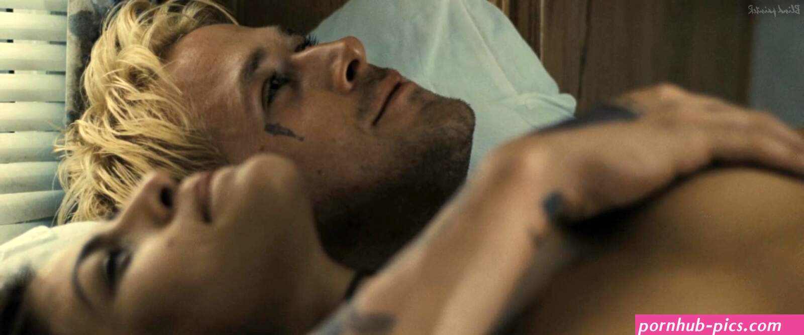 Naked Eva Mendes in The Place Beyond the Pines ANCENSORED