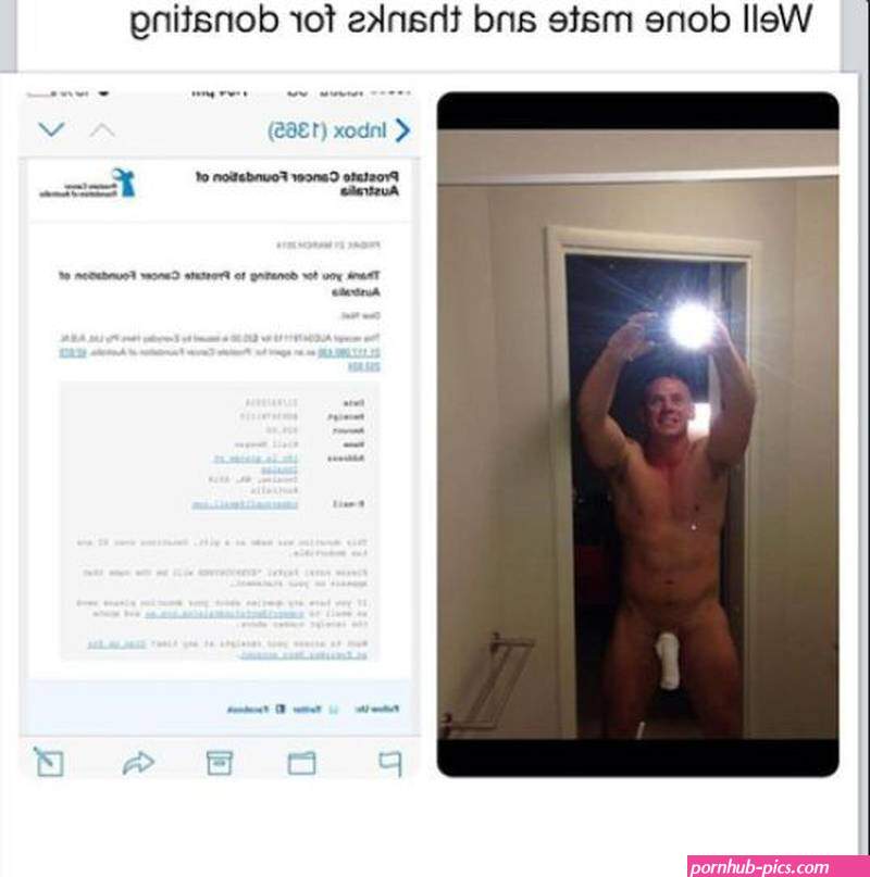 Instagram: Hombres comparten fotos desnudos y con un calcetn por una buena causa