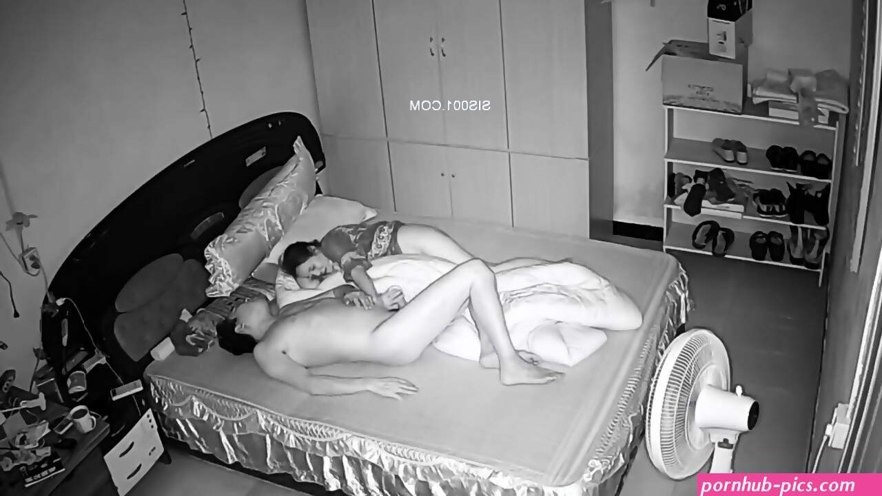 Home Camera Cracked Looks Like Mother And Step Son Incest Sex